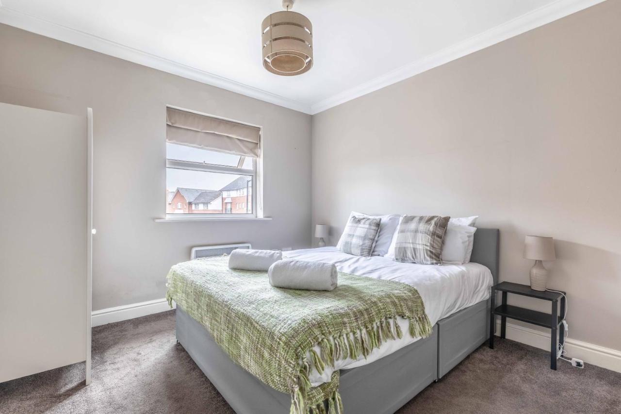 Cosy Central Windsor Apartment & Free Parking! المظهر الخارجي الصورة